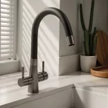 LAVEO RIVECO rugalmas tömlős zuhanyváltós grafit csaptelep víztisztító csatlakozással