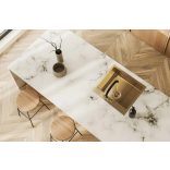 LAVEO MALAWI arany színű beépíthető inox mosogató szifonnal, 50x58x20 cm